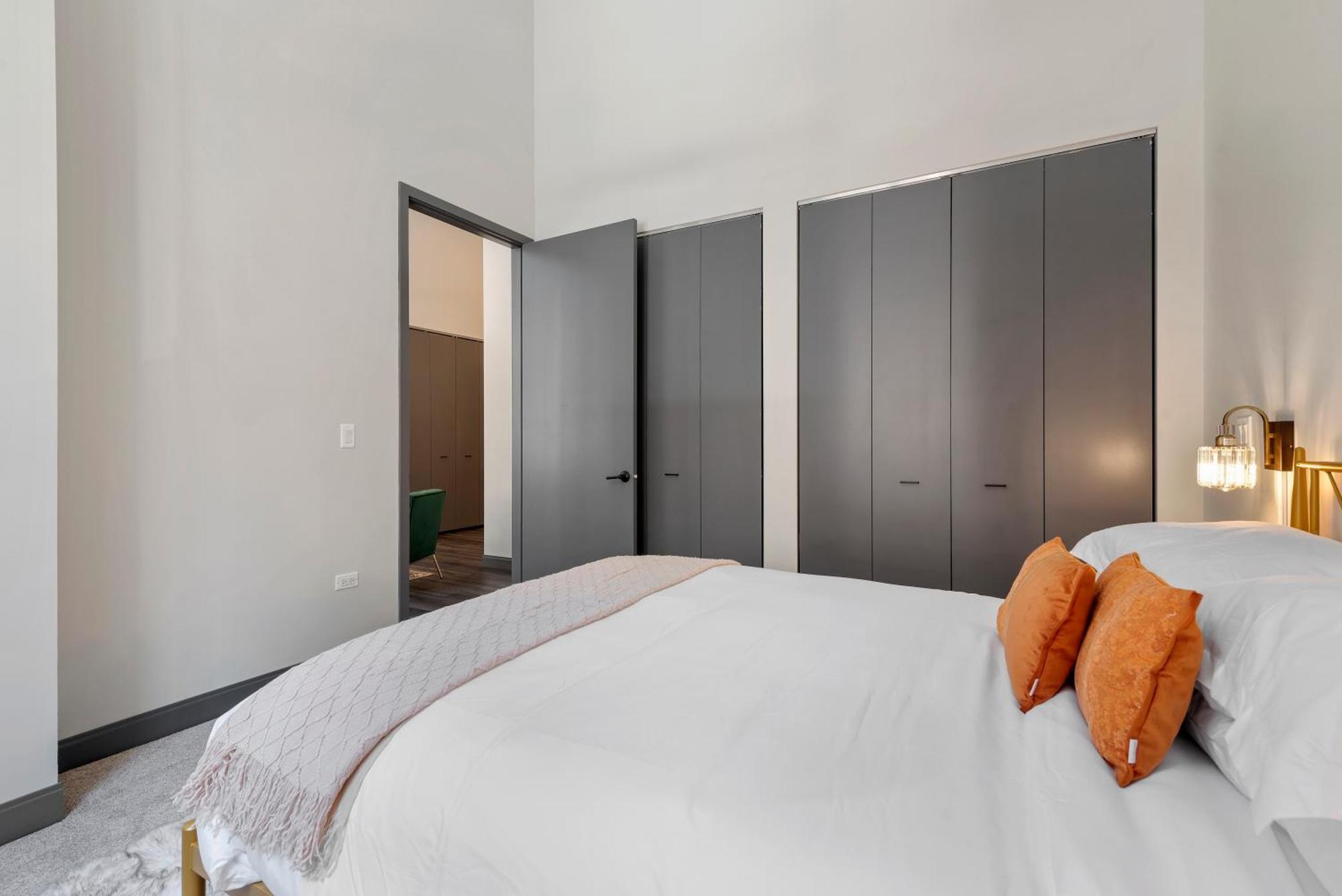 Experience Downtown Chicago At Millennium - Luxury Apartments In The Loop Εξωτερικό φωτογραφία